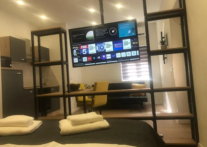 Alex 2 - Cozy New Centar Apartman *